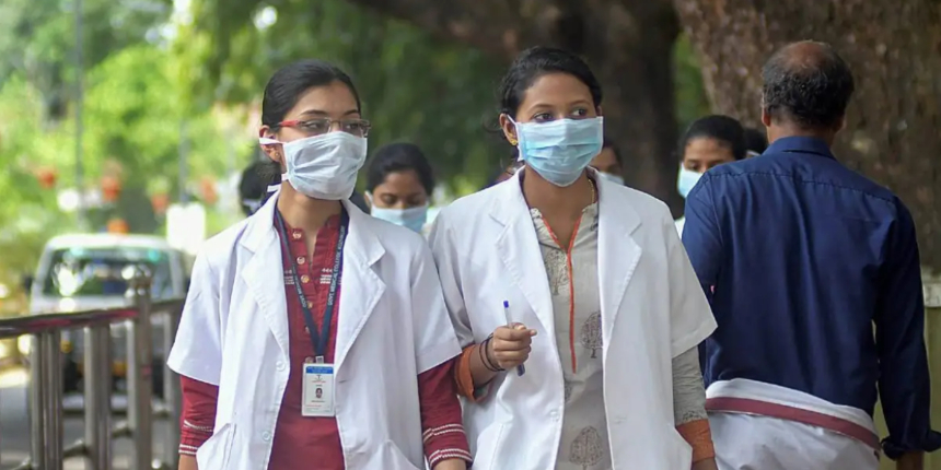 FMGs are asked to pay fee ranging between Rs 10,000 to 2 lakh to get internship in government or private medical college. (Representational photo: Wikimedia Commons)