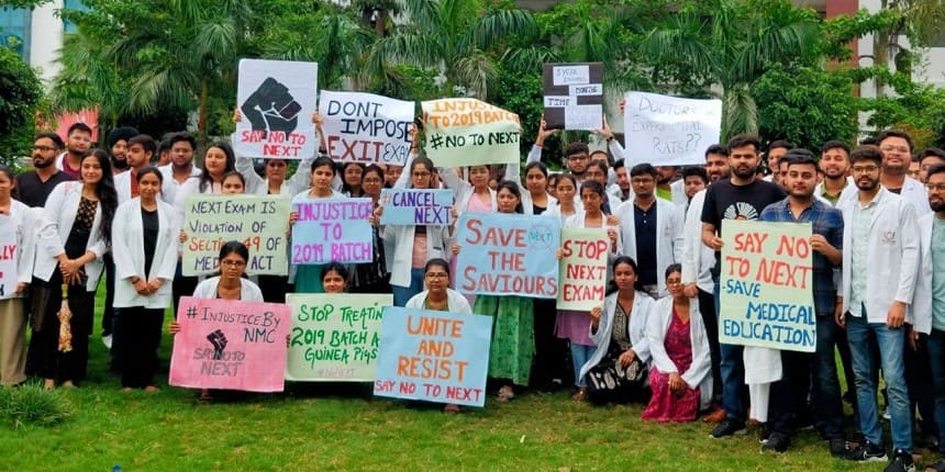 MBBS students protest against NExT (Image of Government Medical College Jagdalpur. Source: Twitter account @Dr Jitendra Singh)