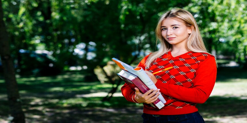 Things to know before studying in Canada - For International Students