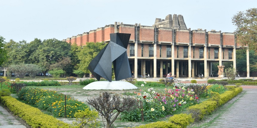 IIT Kanpur introduces new eMasters degree programmes