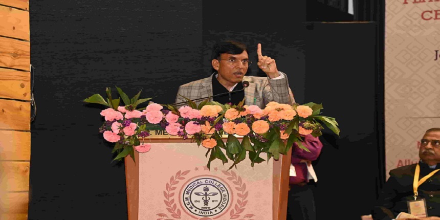 Union Health Minister Mansukh Mandaviya speaking at MGM Medical College Indore. (Image: Official X account)