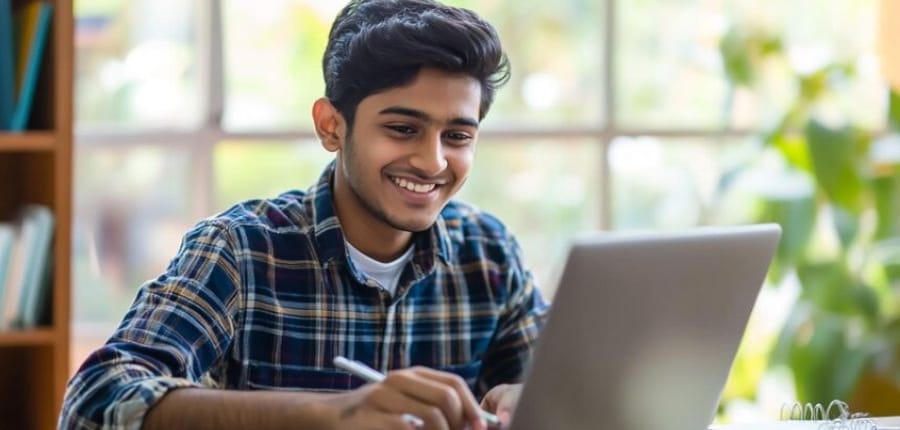सरकार की इस पहल का उद्देश्य युवा स्नातकों को देश की शीर्ष 500 कंपनियों से जोड़ना है। (प्रतीकात्मक-फ्रीपिक)