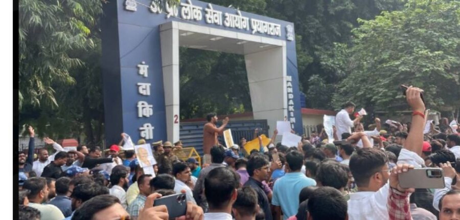 पुलिस उपायुक्त (नगर) ने बताया कि छात्रों से गिरजाघर सिविल लाइंस पर लोकतांत्रिक ढंग से विरोध प्रदर्शन करने का अनुरोध किया गया। (स्त्रोत-सोशल मीडिया)
