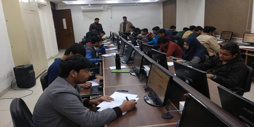 JEE Advanced 2025: Number of attempts restored to 2. (Representational Image: Wikimedia Commons)