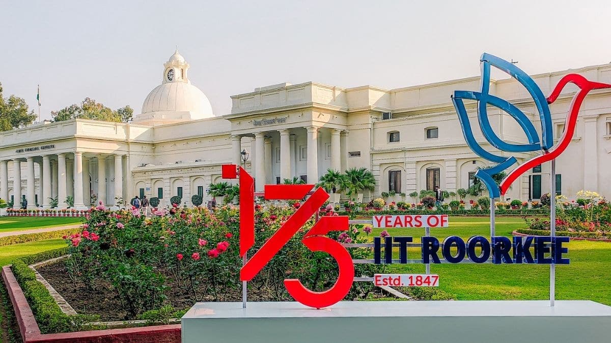 आईआईटी रूड़की में 2024-25 प्लेसमेंट सीजन अंतरराष्ट्रीय और घरेलू सहयोग स्थापित करने में महत्वपूर्ण प्रगति दर्शाता है।