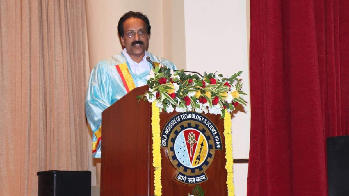 Dr. S. Somanath, Chairman of ISRO, addressing the convocation ceremony at BITS Pilani.