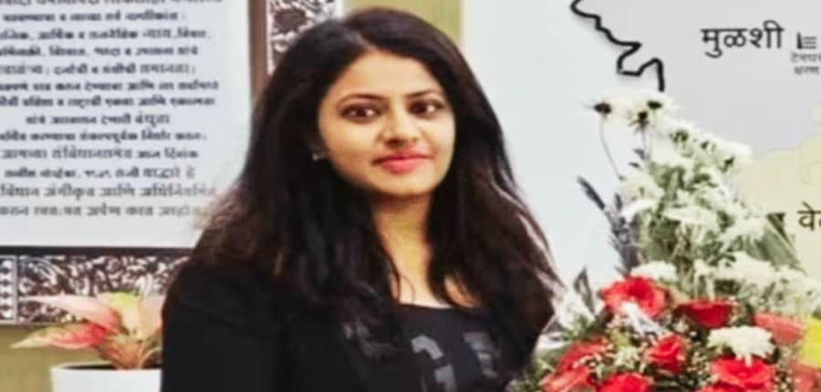 खेडकर पर आरक्षण लाभ के लिए सिविल सेवा परीक्षा, 2022 के लिए अपने आवेदन में गलत जानकारी देने का आरोप है। (इमेज-इंस्टाग्राम/ dr_pujamdk_ias)
