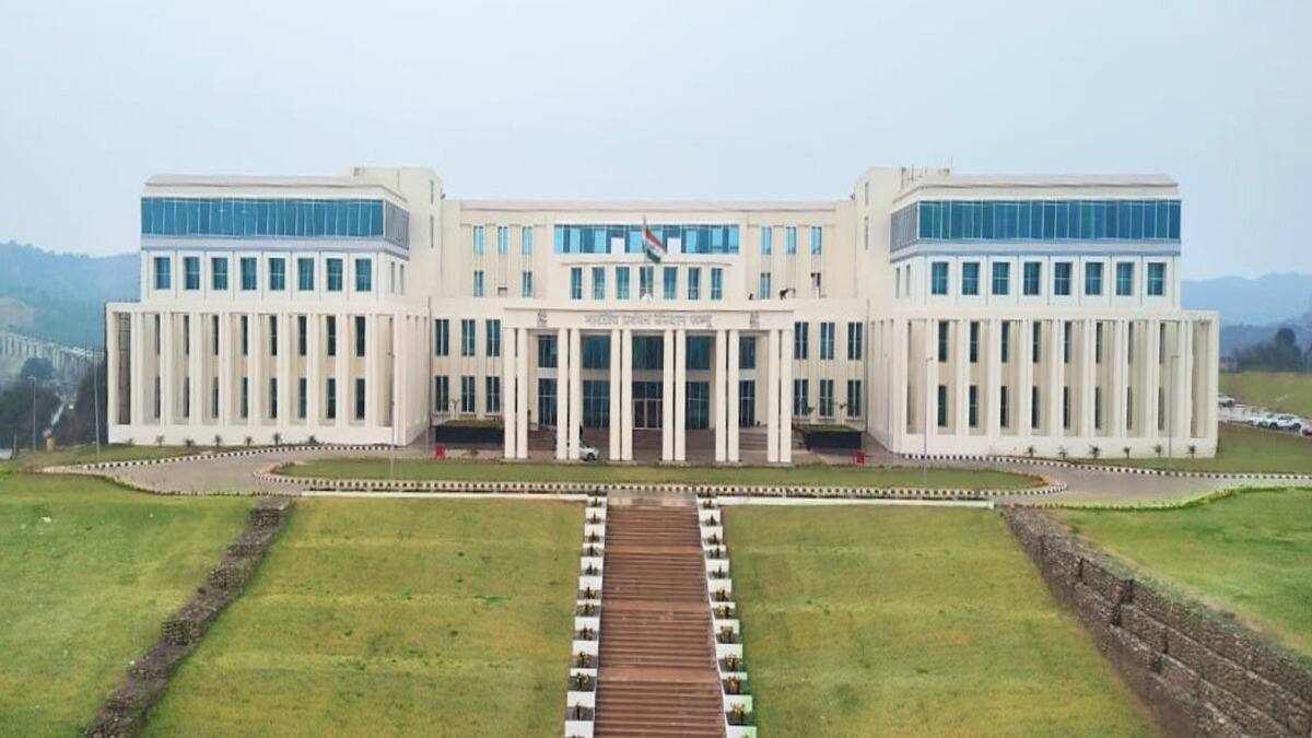 IIM Jammu enters a contract with Yes Bank to boost entrepreneurial ecosystem in Jammu and Kashmir. (Image source: IIM Jammu)