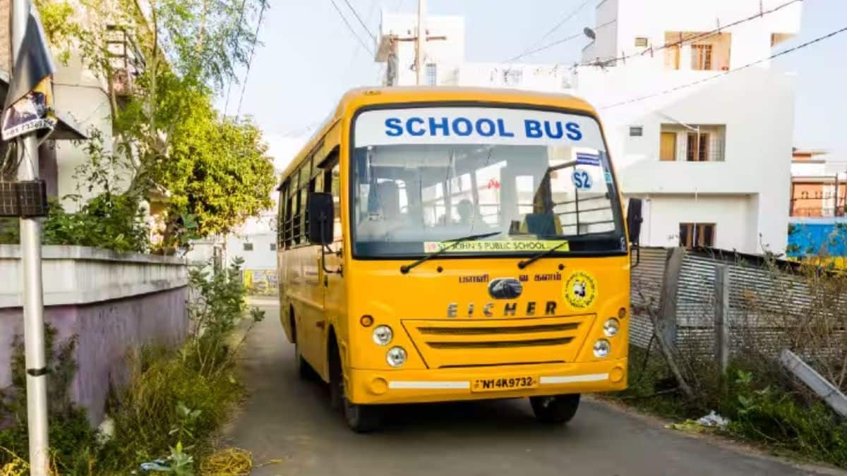 राजसमंद बस हादसे में चालक के खिलाफ केस दर्ज कर जांच की जा रही है। (प्रतीकात्मक-शटरस्टॉक)