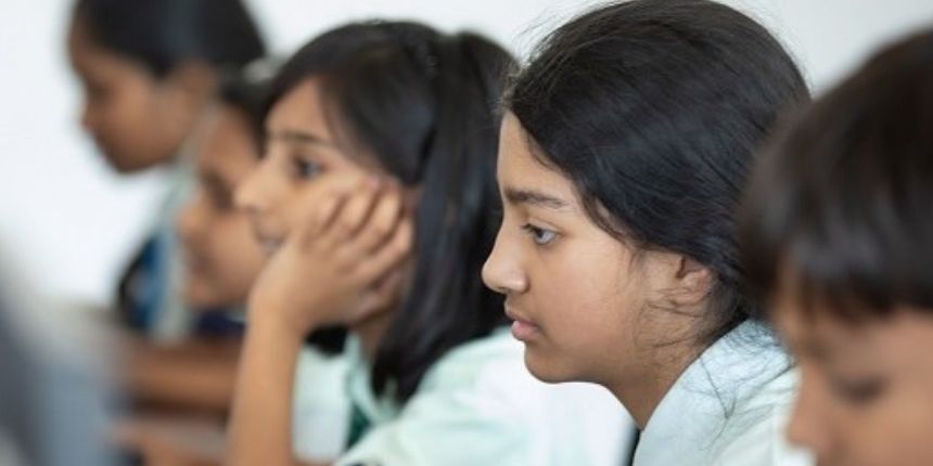 बिहार बोर्ड इंटरमीडिएट एग्जाम 2024 में कुल 88.84% लड़कियां उत्तीर्ण हुई हैं। (प्रतीकात्मक-विकिमीडिया कॉमन्स)