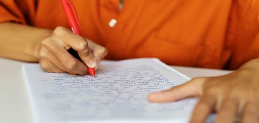 जेईई मेन सेशन 2 परीक्षा 12 अप्रैल को सपन्न हुई (प्रतीकात्मक-फ्रीपिक)