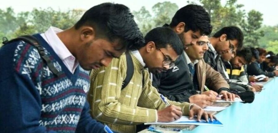 जेईई मेन 4 अप्रैल पेपर 1, बीई, बीटेक परीक्षा की पहली पाली समाप्त (इमेज-पीटीआई)