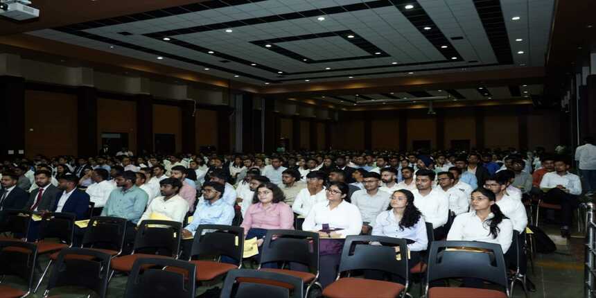 IIM Lucknow welcomes 40th PGP batch with three-day orientation. (Image: IIM Lucknow officials)