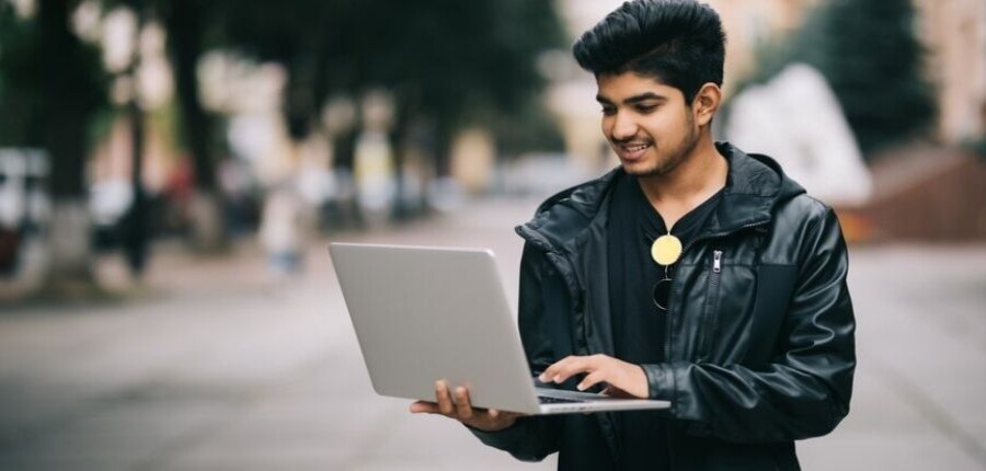 बिट्स पिलानी के आधिकारिक पोर्टल bitsadmission.com के जरिए आवेदन कर सकेंगे। (प्रतीकात्मक-फ्रीपिक)