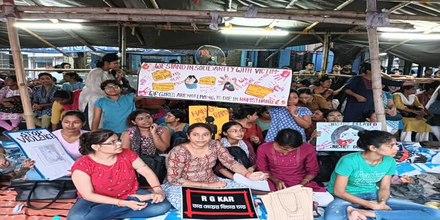 The protesting doctors in RG Kar Medical College, they demand for a more thorough investigation (Image : Careers360)