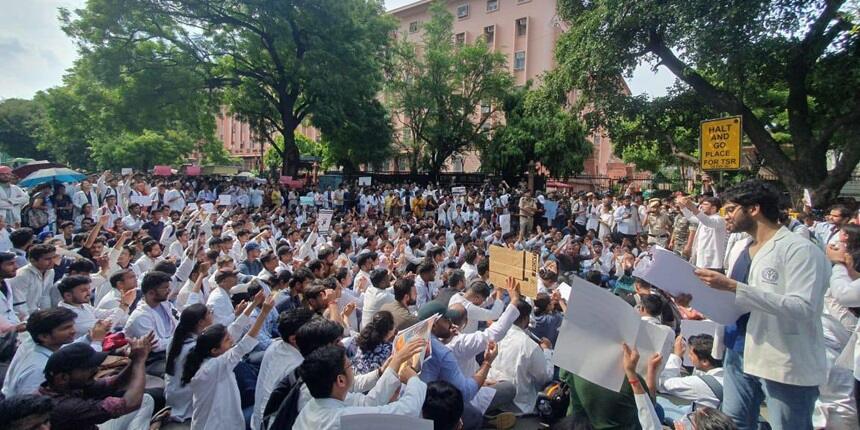 Kolkata doctor rape murder case: India witnesses nation-wide protests by doctors. (Image: RDA AIIMS Delhi/official X account)