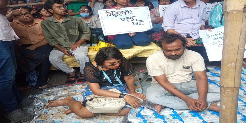 Protesting students demnding justice and CBI investigation for the Kolkata doctor rape-murder case (Image : Careers360)