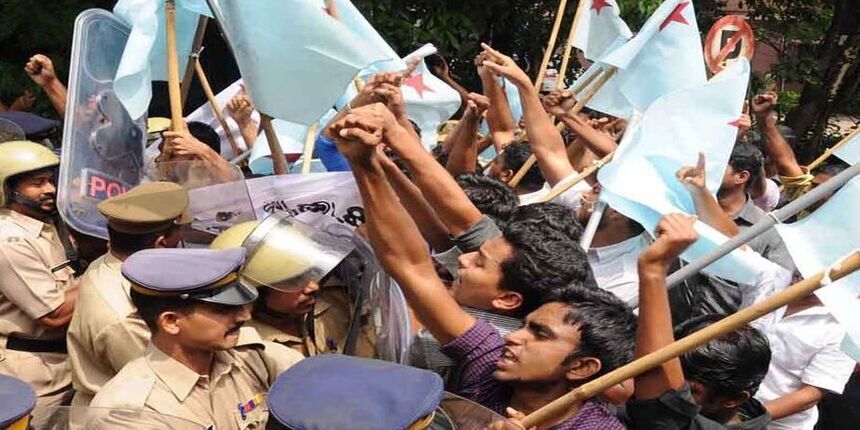 Medical teachers, PG doctors, house surgeons and medicos join protests in Kerala