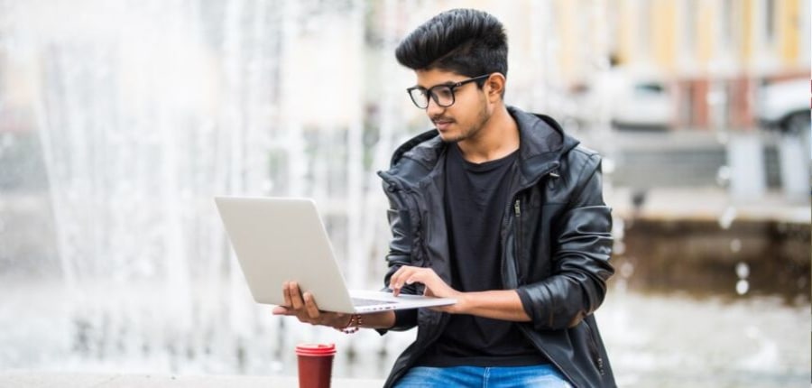 इस भर्ती अभियान के तहत देशभर में 44,228 ग्रामीण डाक सेवक (जीडीएस) के पद भरे जाने हैं। (प्रतीकात्मक-फ्रीपिक)