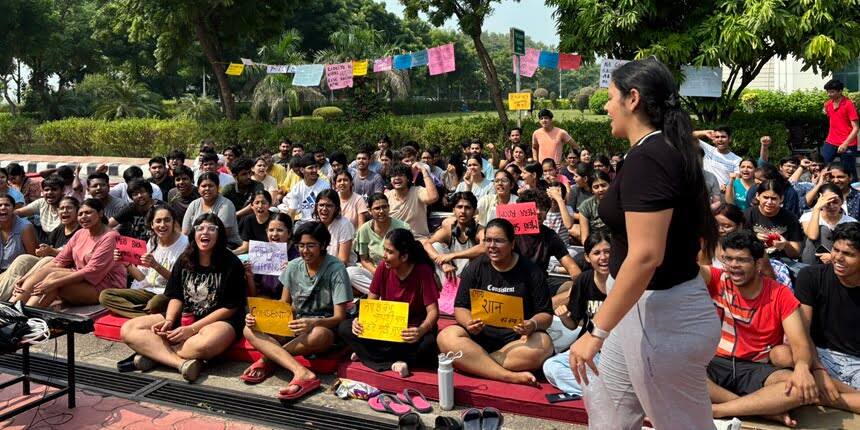 RGNUL Protest: Alumni, law universities extend solidarity with students protesting against VC. (Image: Official X account of RGNUL student Arun Rathod)