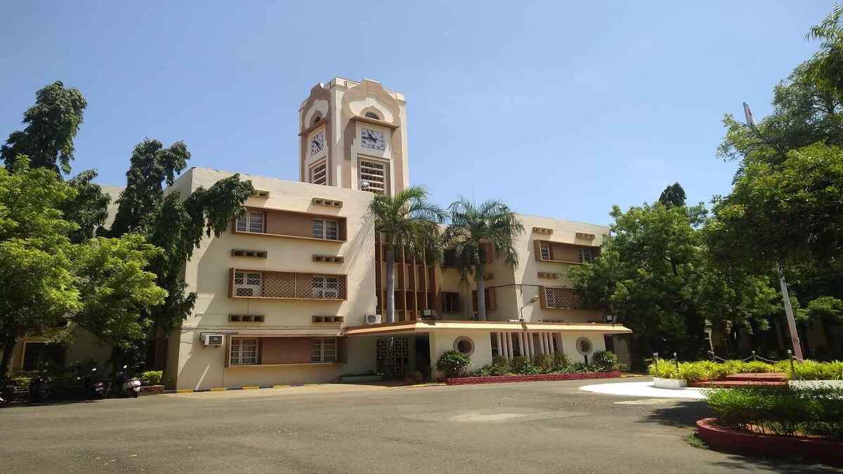 GATE 2025 Cut off: Minimum score for admission to NIT Tiruchirappalli MTech programmes; marks vs score