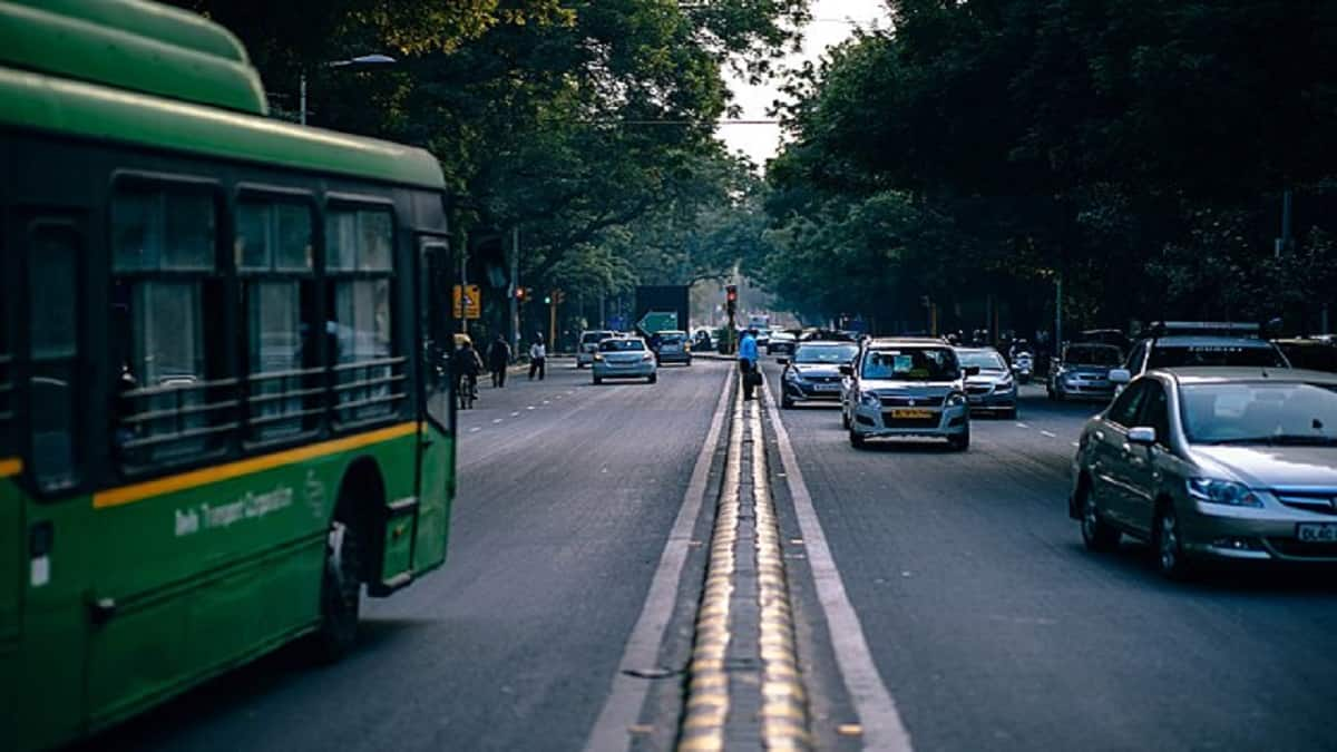 Upon improvement in Delhi air quality level to AQI 302, the CAQM has revoked GRAP 3. (Representational image: Wikimedia Commons)