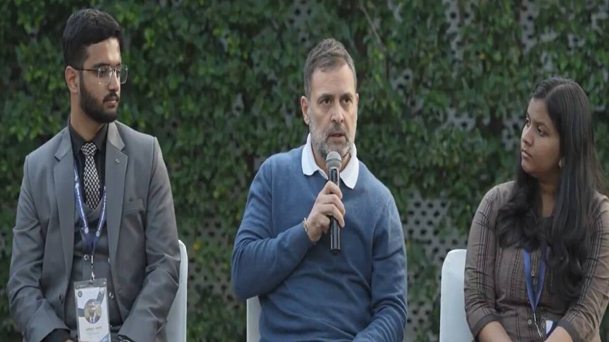 Rahul Gandhi interacting with the IIT Madras students. (Image source: X/ @RahulGandhi)