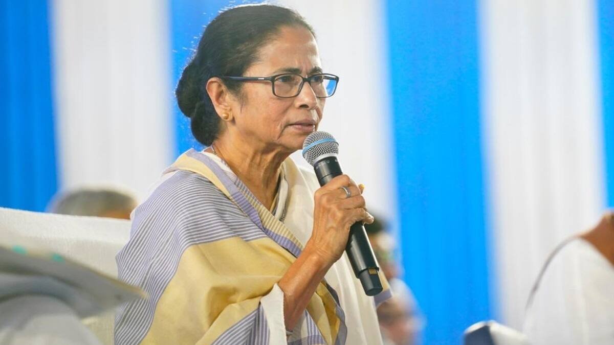 West Bengal CM trashes semester system in primary schools. (Image: Mamata Banerjee/official X account)