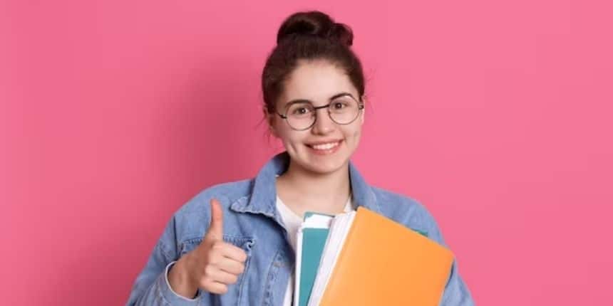 एआईएपीजीईटी राउंड 2 काउंसलिंग 2025 सीट अलॉटमेंट रिजल्ट 14 अक्टूबर को जारी किया जाएगा। (प्रतीकात्मक-फ्रीपिक)