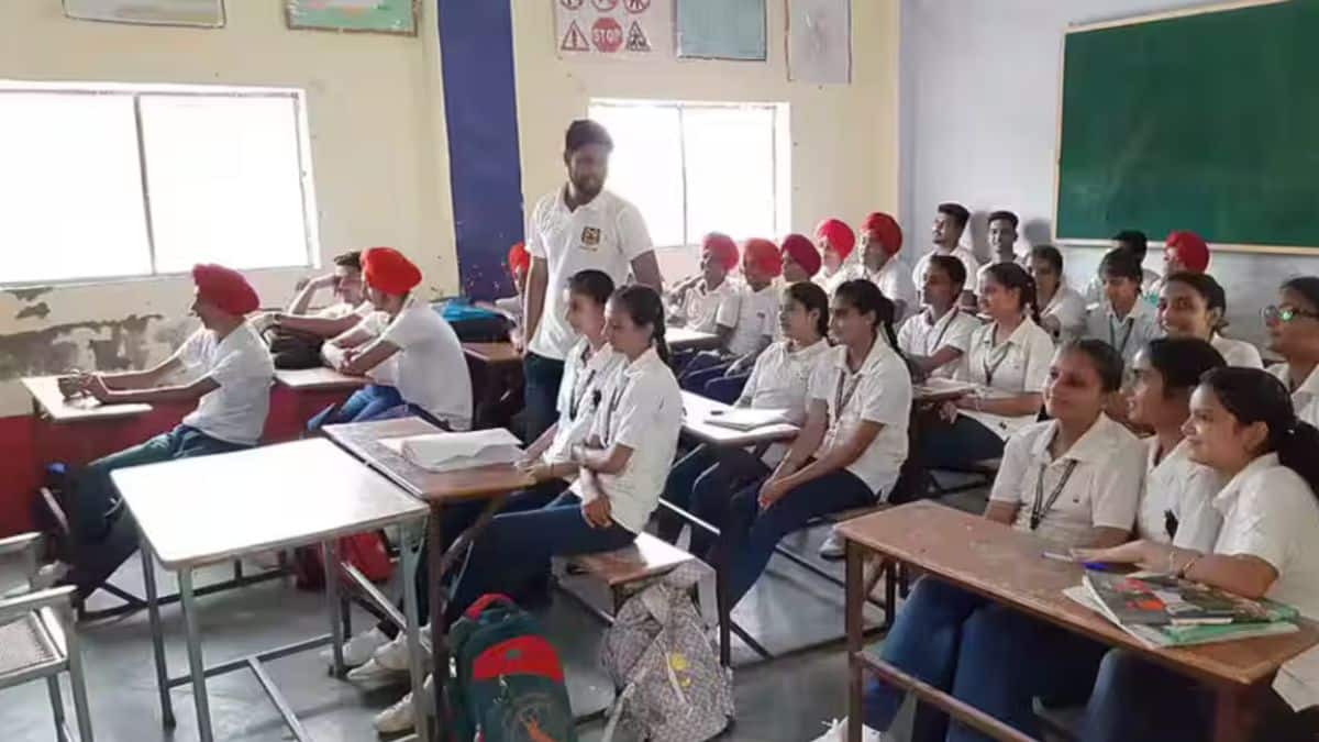 एससीईआरटी दिल्ली के अनुसार कार्यक्रम दो चरणों में लागू किया जाएगा। (प्रतीकात्मक-विकिमीडिया कॉमन्स)