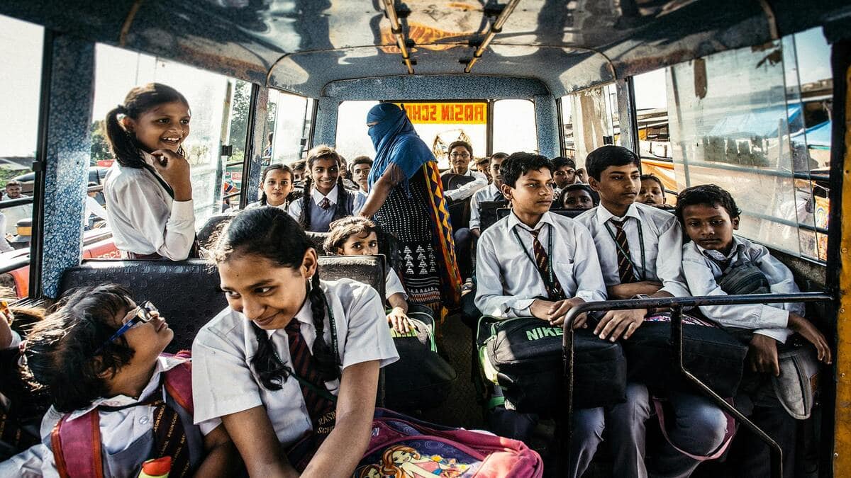 Students being taken to Sadar Hospital after the Koderma bus accident. (Representational Image: Pexels.com)