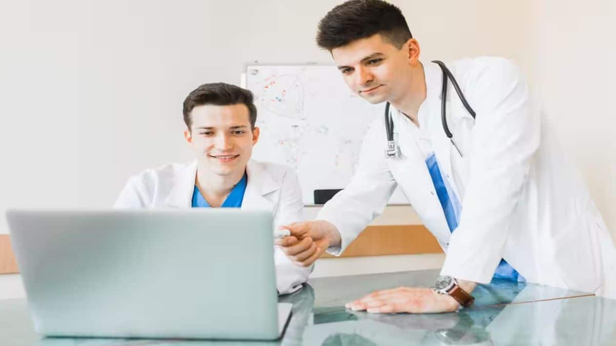 बोर्ड ने आधिकारिक वेबसाइट पर बिहार नीट पीजी 2025 काउंसलिंग के संबंध में अधिसूचना जारी की है। (प्रतीकात्मक-फ्रीपिक)