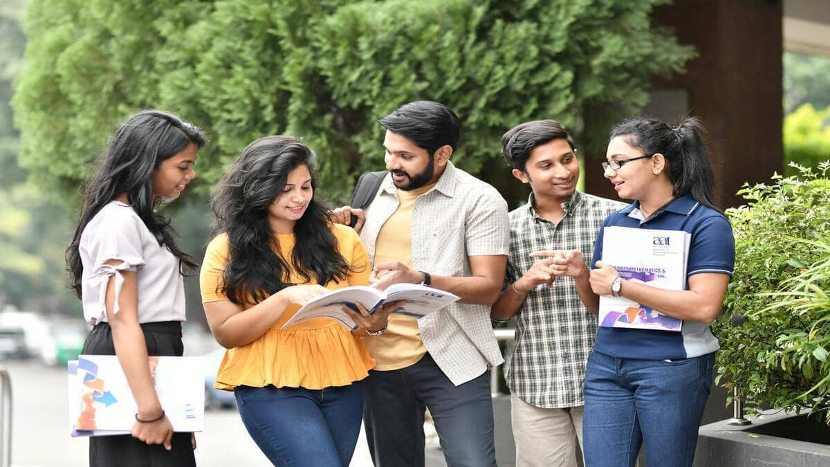 Apply for AYUSH NEET UG 2025 stray vacancy round at aaccc.gov.in. (Image: Pexels.com)