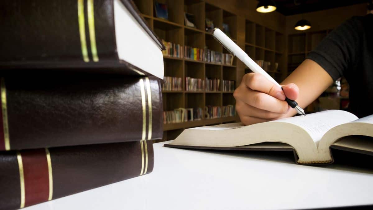 ऑल इंडिया बार एग्जामिनेशन 20 आज दोपहर 1 बजे से शाम 4 बजे तक होगा। (इमेज-आधिकारिक वेबसाइट)