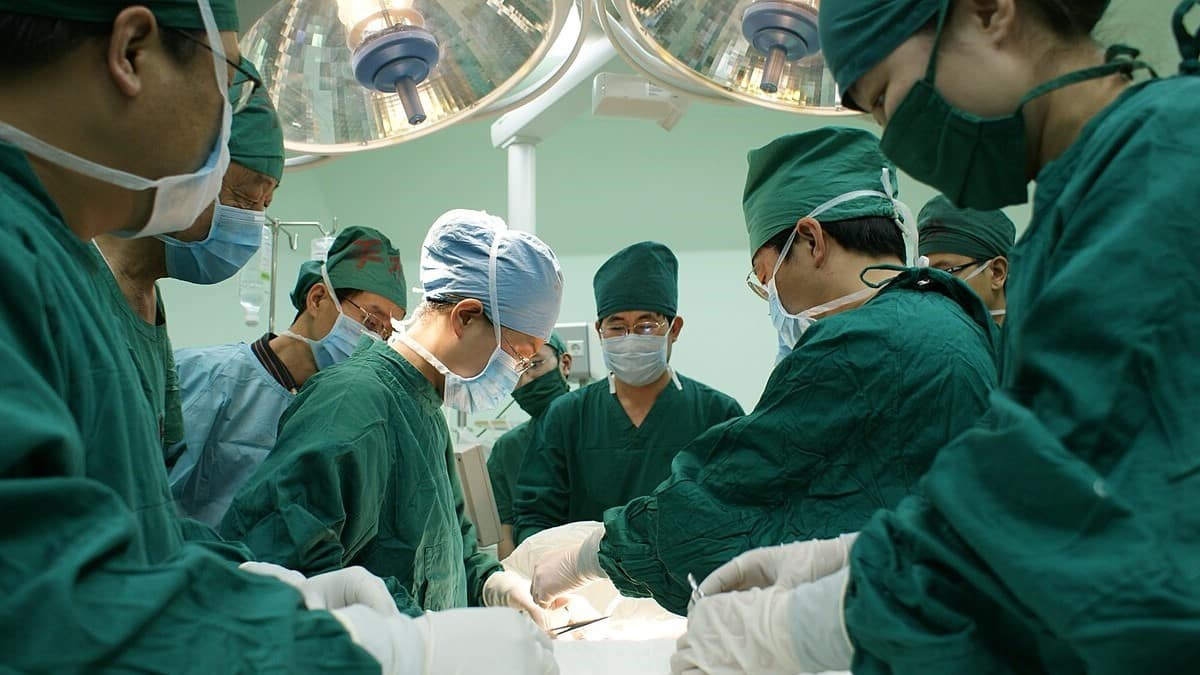 Not linking medical colleges to population delays correcting regional imbalances in medical education, says parliamentary panel. (Image: Wikimedia Commons)