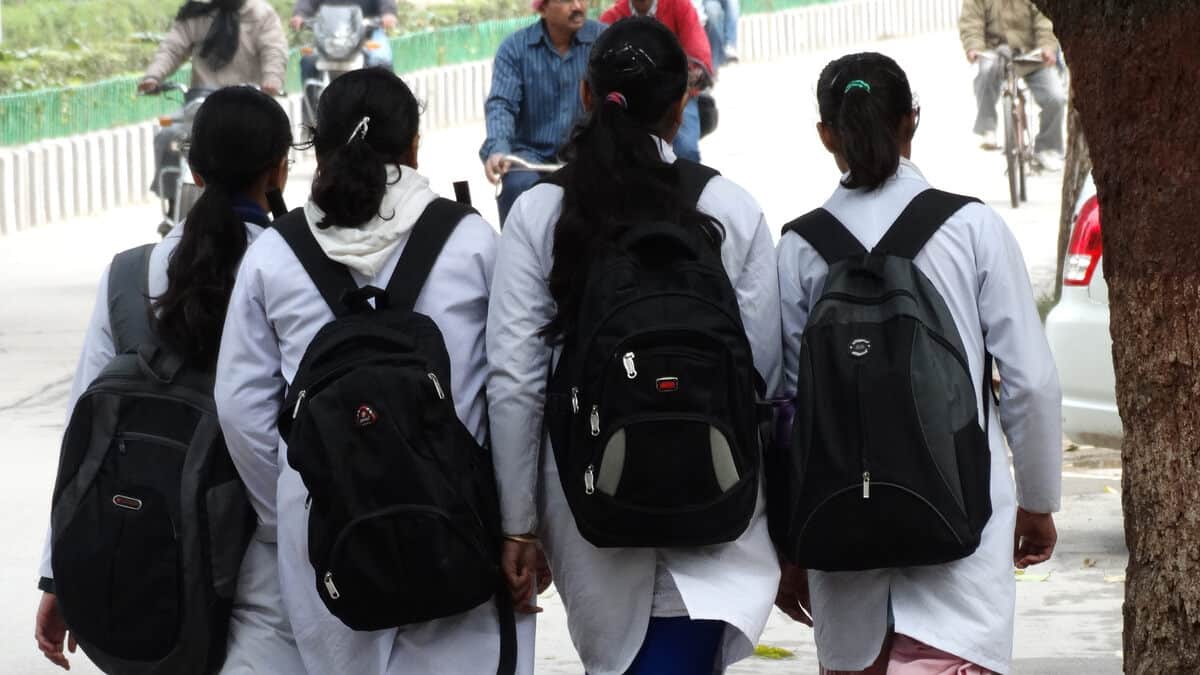 PG student allowances in Odisha’s AYUSH colleges see 55–67% increase, effective January 2026. (Image: Wikimedia Commons)