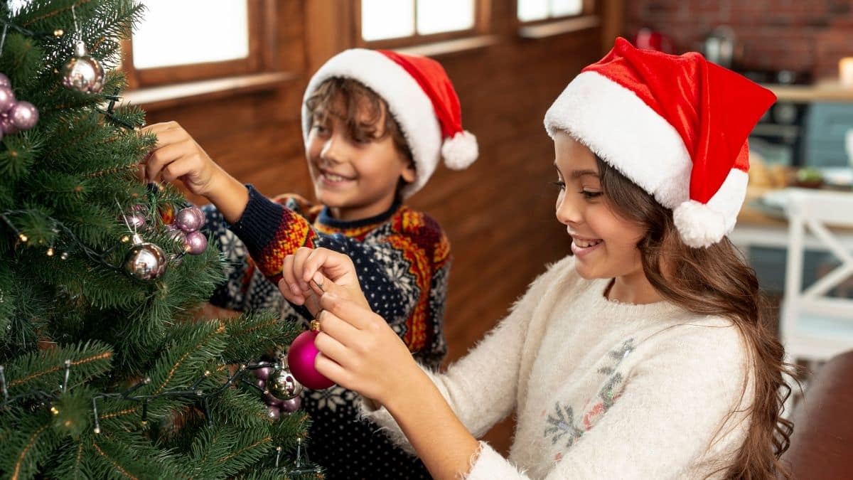 अगर छात्रों को मजबूर किया जाता है तो स्कूल प्रबंधन को जिम्मेदार ठहराया जाएगा। (प्रतीकात्मक-फ्रीपिक)