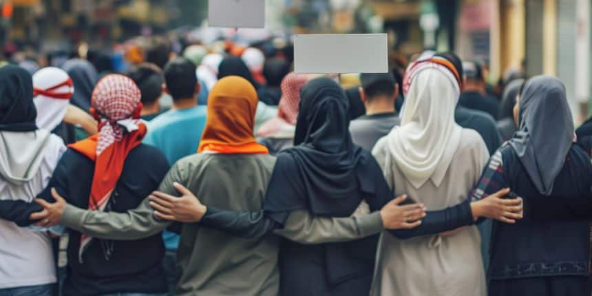 छात्राएं पुलिस की अनुमति के बिना विरोध प्रदर्शन कर रही थी। (प्रतीकात्मक-फ्रीपिक)