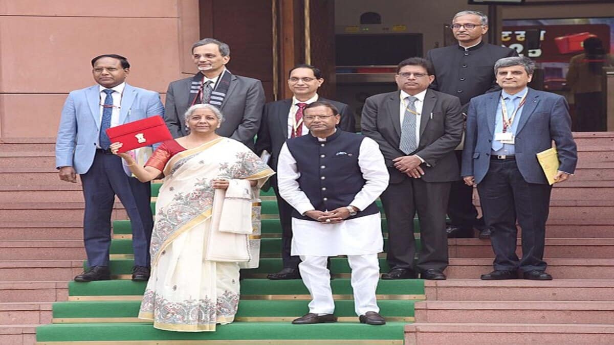 Finance minister Nirmala Sitharaman before presenting the union budget 2025 on Saturday. (Image source: Wikimedia Commons)