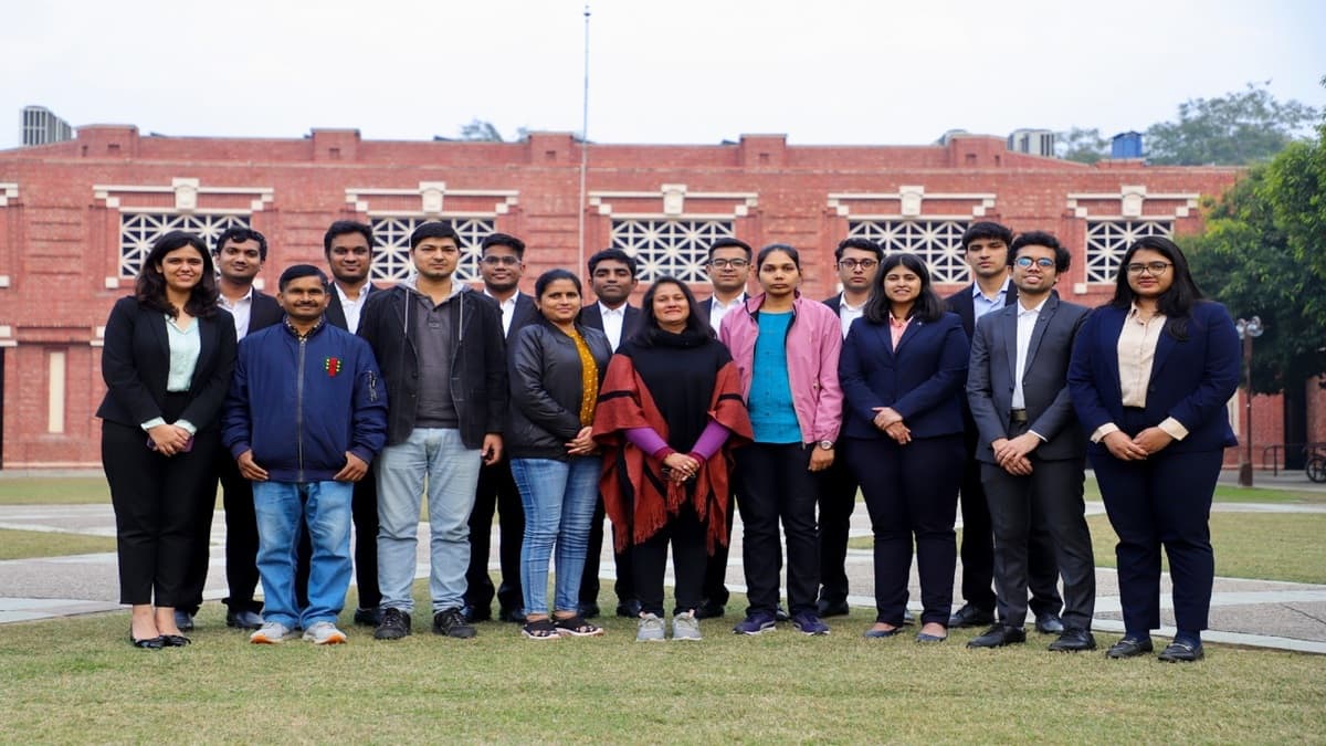 IIM Lucknow concludes placements 2025 for PGP and PGP-ABM batches. (Image: IIM Lucknow officials)