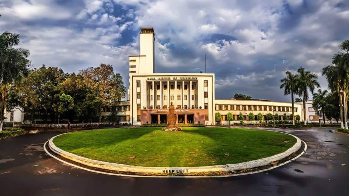 IITs offering AI courses in India. (Image: IIT Kharagpur/official Facebook account)