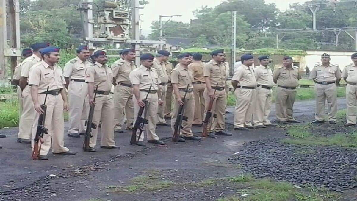 The railway board conducted the RRB RPF SI exams on December 2, 3, 9, 12 and 13 in three shifts. (Representational image: Wikimedia Commons)