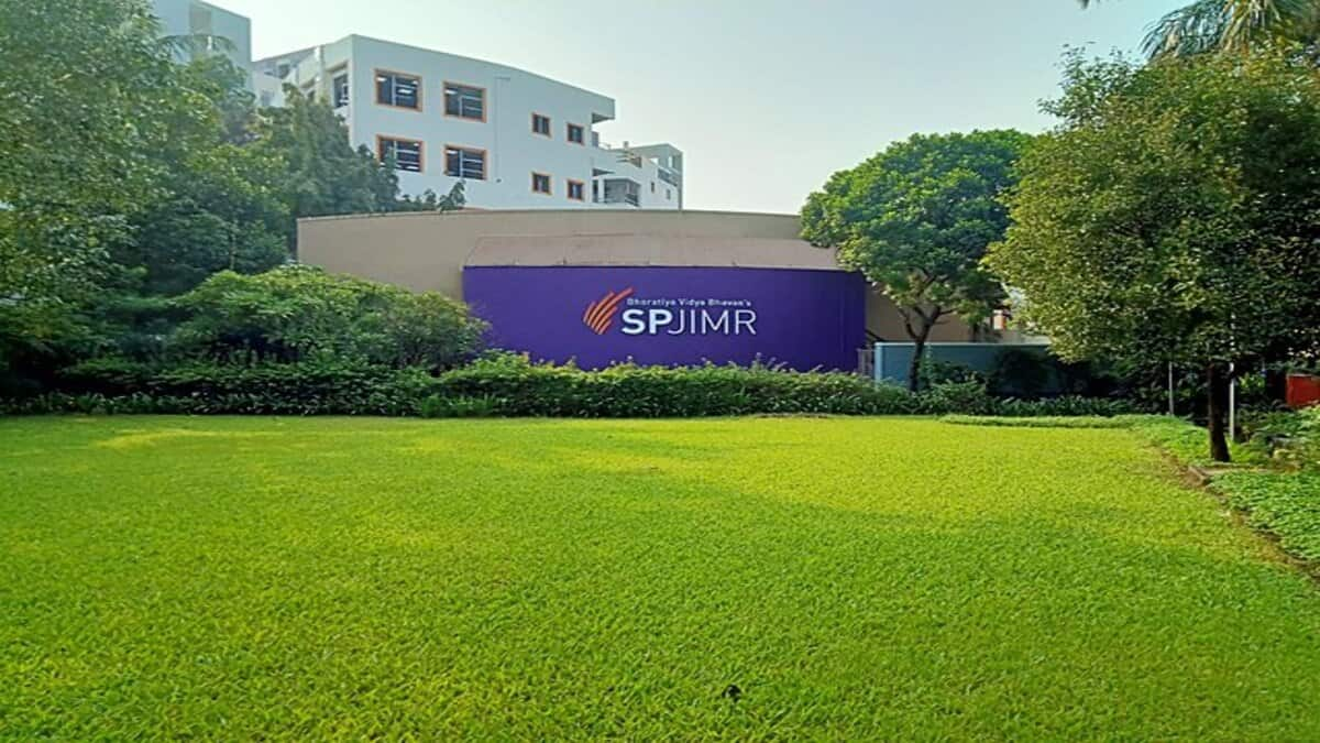 The SPJIMR concluded 2023-25 placement drive with 100% job offers. (Image source: Wikimedia Commons)