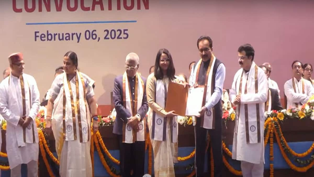 Former ISRO chairman Sreedhara Panicker Somanath was the chief guest at the JNU 8th convocation. (Image source: X/ Screengrab from @JNU_official_50)