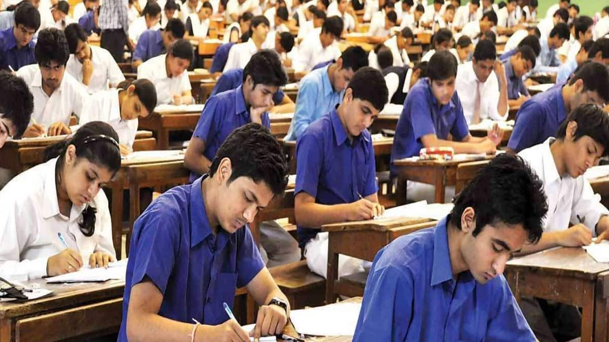 WB HS Exam Routine 2025: The board exams will commence from March 3. (Image source: WBCHSE/ wbchse.wb.gov.in)