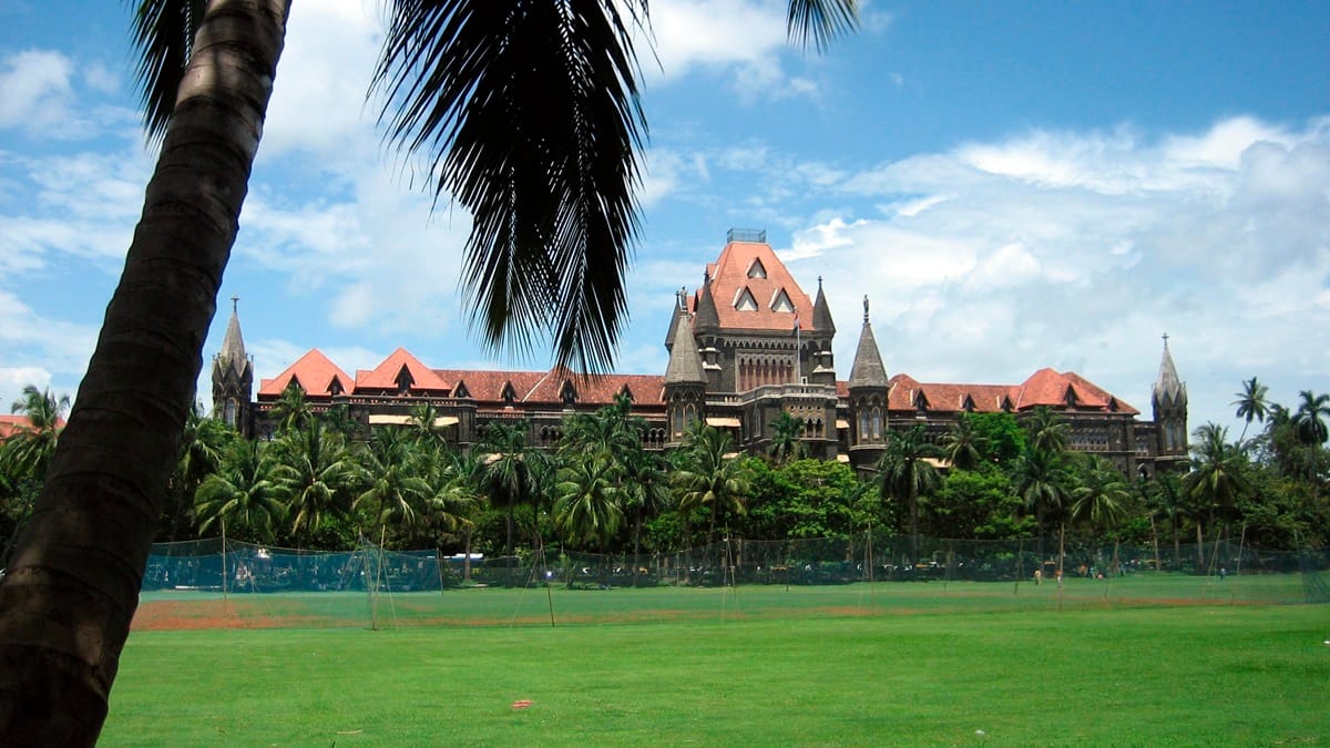 Bombay HC refuses to entertain plea against BCI circular on background check of law students. (Image: Bombay High Court/Wikimedia Commons)