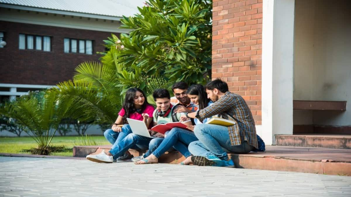 BHU Admission 2025 Information Brochure Released at bhu.ac.in