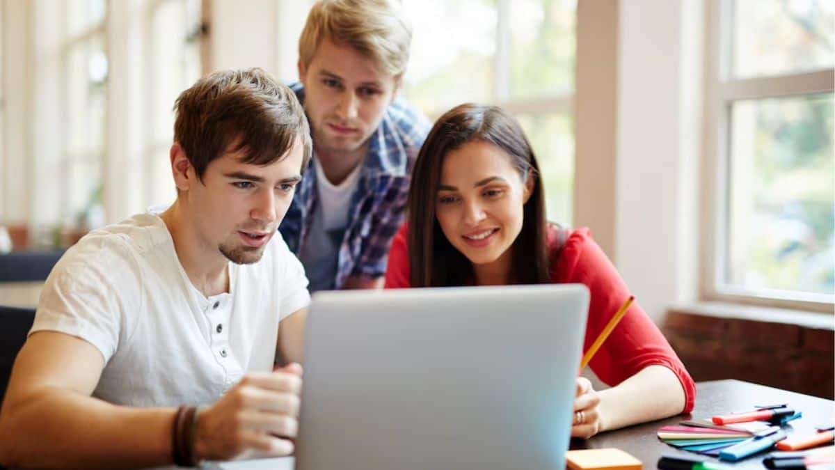 AMUEEE Result 2025 - Download Merit list, Scorecard here