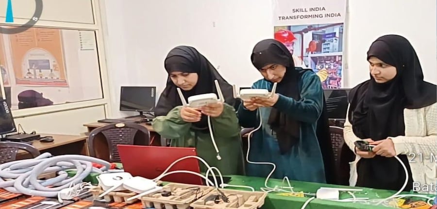 PMKVY: Under 50% certified, placement data missing, says report (Image: X/Telecom Sector Skill Council)