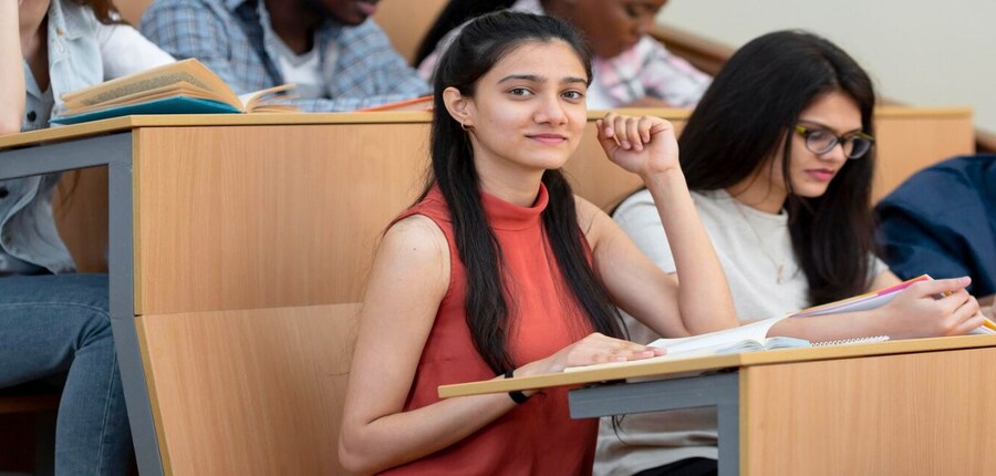 एम्स नॉरसेट 8 परीक्षा 2025 की चयन प्रक्रिया का पहला चरण सीबीटी मोड में आयोजित किया जाएगा। (प्रतीकात्मक-फ्रीपिक)